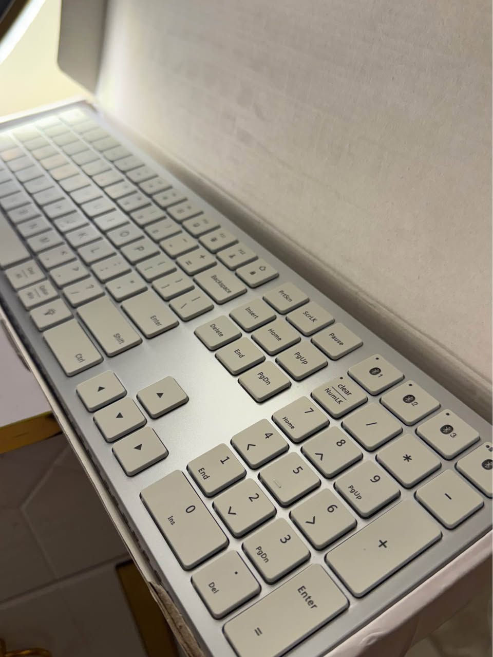 كيبوردات متنوعه RGB 60% ووايرلس بلوتوث وكت ماوس وكيبورد 

الاسعر متنوعه حسب القطع والي ياخذ جمله انزله من اسعارهن شط العرب, البصرة


**إذا كنت صاحب هذا الإعلان وتريد حذفه لأي سبب، رجاءا أرسل رسالة إلى الدعم الفني**