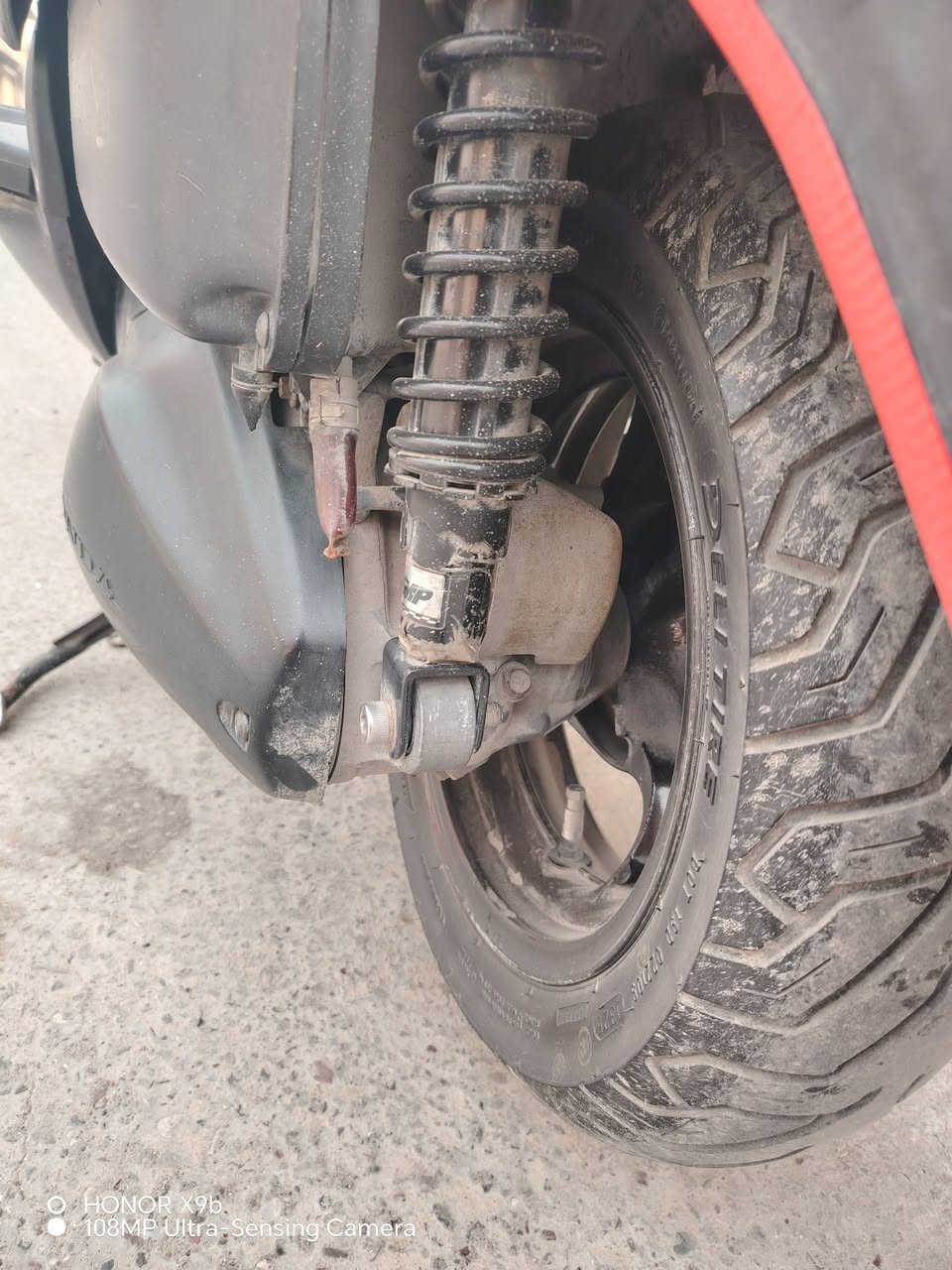 فورزه صفر ٨ للبيع.
MF. أسود ملكي
الكير ٣ تحويلات كرستال استيرن رياضي
استناد حساس.
موديل 2004
مرقمه.. زوج تاير جدد
محرك ابدل بستم.. شرط أدوات وكاله.
السعر ١٨ ورقه اخون كلشي تلكي بل سوك..
ما تعرف بهاي دراجات ما يعجبك السعر.. لا تعلق... لا دوخني ولا ادوخك. الدراجه رقمتها علا أيدي صارلها ٤ اسنين يمي.. *********** *********** مكاني الأيسر بياعه شراي ما يفيدكم...
