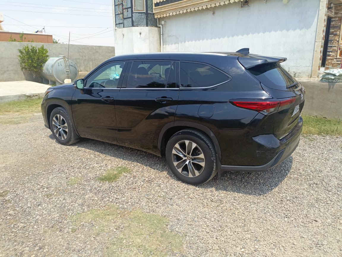 � للبيع: تويوتا هايلندر XLE موديل 2022 🚘
🔹 محرك 6 سلندر قوي واقتصادي
🔹 دفع رباعي (4WD) وكالة
🔹 تحويل مباشر
🔹 رقم أربيل
🔹 سيارة نظيفة جداً، استخدام بيت ومحافظ عليها 
🔹 سونار مرفق بالصور خالية من الملاحظات وجاهزة للفحص

📍 الموقع: الشرقاط - اسديره  (الفهد)

💰 السعر:  ٢٩٥ ورقه 
⚡ السعر قابل للتفاوض 

للاستفسار والمعاينة يرجى الاتصال على الرقم الآتي

‭٠٧٨١ ٧٩٩ ١١٥١‬

سيارة عائلية فخمة ومريحة، مناسبة للسفر والاستخدام اليومي، نظافة وأداء 

#هايلندر_2022 #تويوتا #Toyota_Highlander #بيع_سيارات #اربيل #الشرقاط #دفع_رباعي #سيارات_العراق
