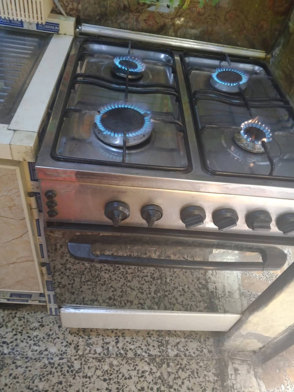 طباخ فريش مصري فرن يشتغل مشعلين سوه السعر 100 وبي مجال بغداد مدينة الصدر


**إذا كنت صاحب هذا الإعلان وتريد حذفه لأي سبب، رجاءا أرسل رسالة إلى الدعم الفني**