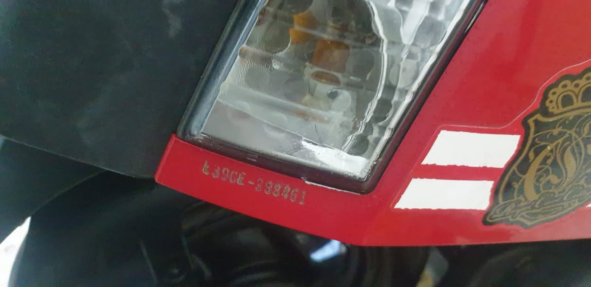 السلام عليكم
ماكس بوليسي كفاله عامه من البرغي 
مكينه كفاله عامه من فتح نضوح تبخير تنقيص كفاله 
سلف بلاد 
كابريته بلاد 
كفراتت بلاد ختم واحد ويه المكينه 
قفل اكسن قفل تاير 
دبل امامي شغال 
دبل خلفي شغال 
لايت شغال 
صطاب خلفي شغال 
اشاير شغال 
عداد كيلو متر شغال 
عداد بانزين شغال 
تجوه بلاد 

دراجه نهضه ونعومه ومعدل 

كفاله عامه 

سعر   مليون وخمسين الف وبيه مجال كلش قايل 

رقم ***********
