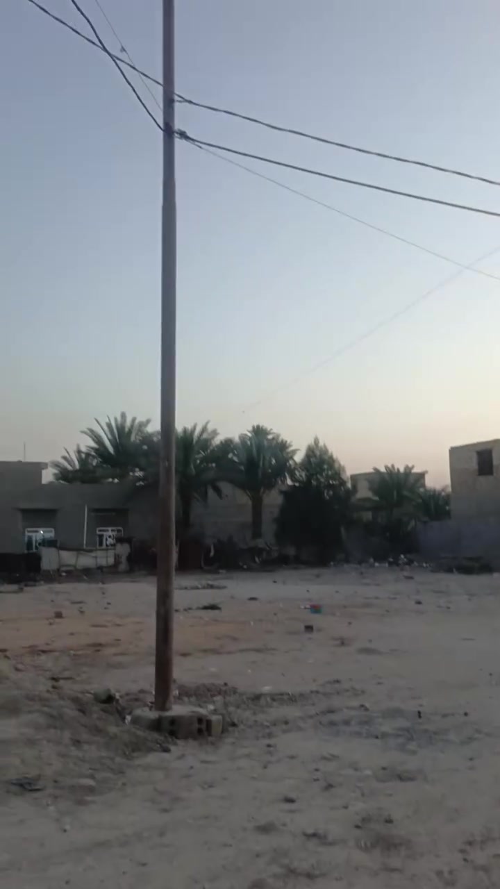 سلام عليكم مشتمل لبيع العنوان بابل يم المحطه المقادير خدمات ماء كهربا ء يبعد على الشارع الرئيسي 150متر، تتصل على الرقم*********** ماتواجد على الفيس
