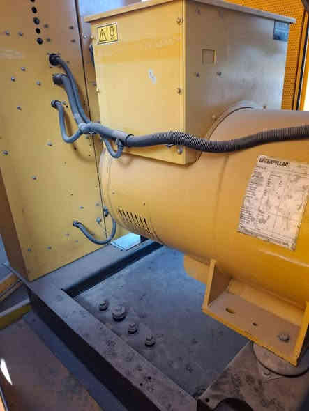 للبيع بيركز 2800
550KVA
شرط الحمل عنوان أربيل كاتم غدار فول كاتم سعرة 195 ورقه شرط تجي تحمل 1500بدون قطرت بخار 
اتصلو عليه او بل خدمه ***********
