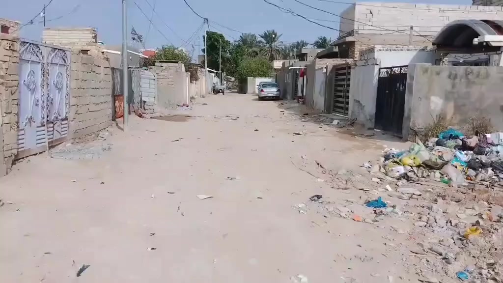 عرصه ٢٠٠متر مربع  منطقة ال دهيم  تبعد عن الحولي  ٣٠٠متر
السعر ٢٠ وبيه مجال قليل
 الاستفسار الرقم ***********
