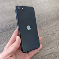 ايفون SE • جيل الثالث • ٦٤ جيجا