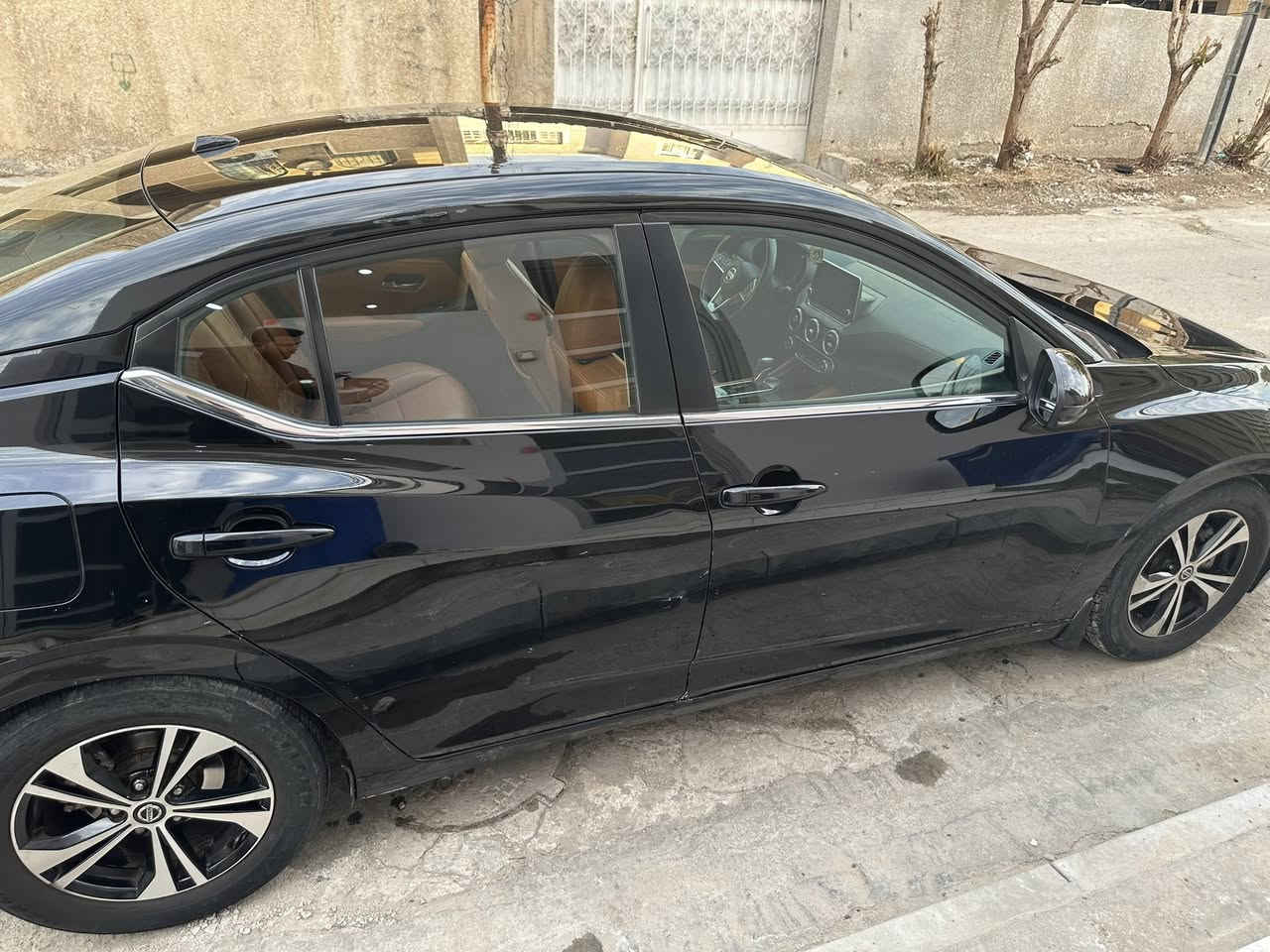 السلام عليكم
نيسان/ سنترا شكل 

الشكل الحديث 

المواصفات sv

الموديل 2020

وارد امريكي 

اللون / اسود

المحرك 2000

وارد امريكي 

السعر 130 ورقة وبيها مجال 

تفاصيل اكثر الاتصال او الوتساب على الرقم

***********
