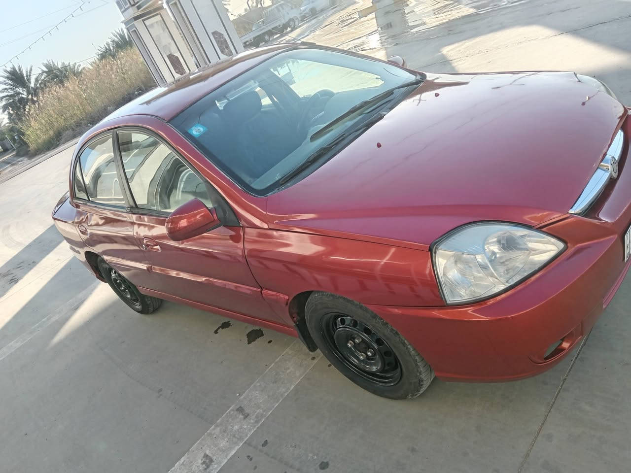 السلام عليكم كيه ريو 2004 رقم بغداد دولي شرط التحويل كير اوتو مكينه 1600 المرغوب  حداديه وتخم تاير جديد تبريد شغال دوشمة أرضية و كشنات  جديدة كهربائي كلهة شغالة سياره جاهزه السعر 48 مكاني واسط الصويرة *********** ***********
