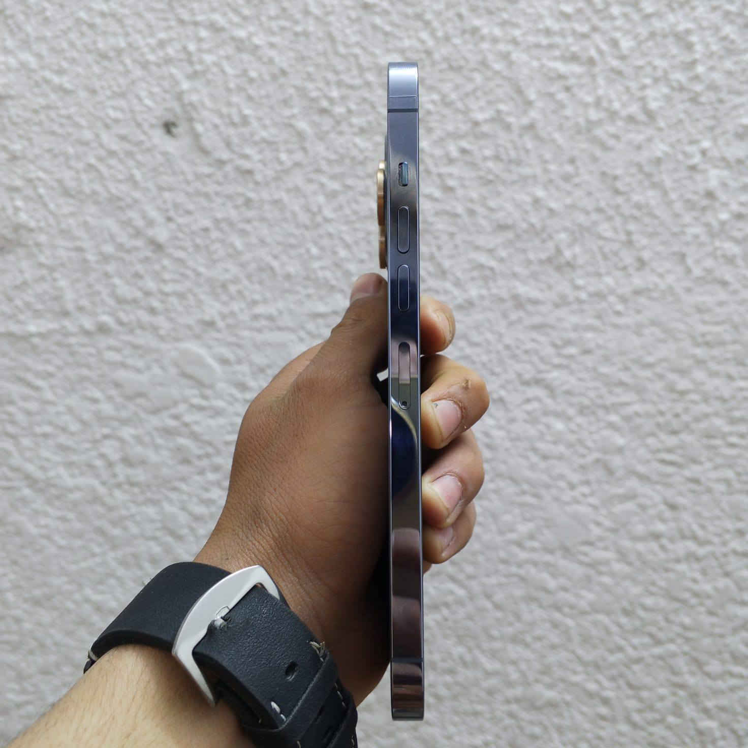 سلام عليكم ايفون 13 برو ماكس امريكي مكفول شخوط مابيه ذاكره 256 بطاريه 85 محدث اخر تحديث بحري المرغوب سعره 675 بيه مجال حك جيه مكاني مدينة صدر رقمي *********** الجهاز يرهب شخط مابيه الشاصي شرط تشوف بيه وجهك😁
