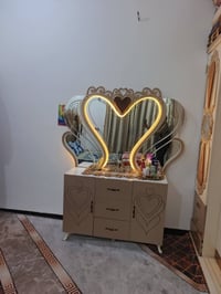 غرفه تركيا ضخمة قياس الكنتور أربع متر أبواب غرفه نضيفه السعر ٥٥٠ ##٠٧٨...