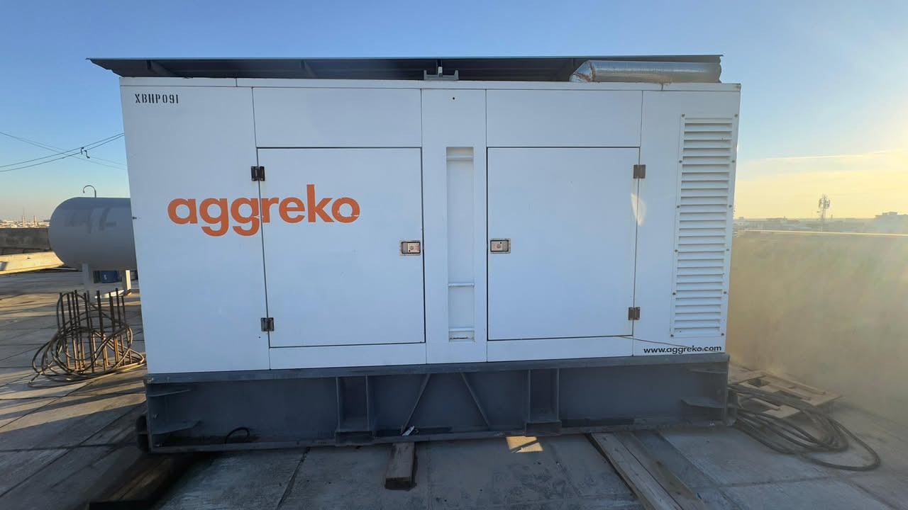 كمنز كاتم  200 كيفي 
للبيع للاستفسار ***********
