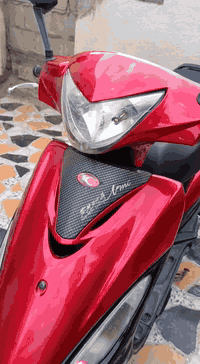 دراجه للبيع جي فور كوري نظيفه سلف هندر  كله شغال لايت زنون
 ***********
