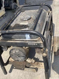 مولد 12 أمبير للبيع 07721004362