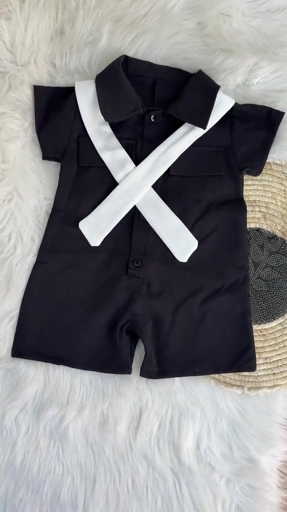 🖤 اوفر ولادي أسود محرم يجنن باللبس خامة مرتبة ومريحة للأطفال 👶🏻 📏 يلبس من ٣ أشهر لعمر سنة ونص 📲 للطلب واتساب فقط: *********** ***********
