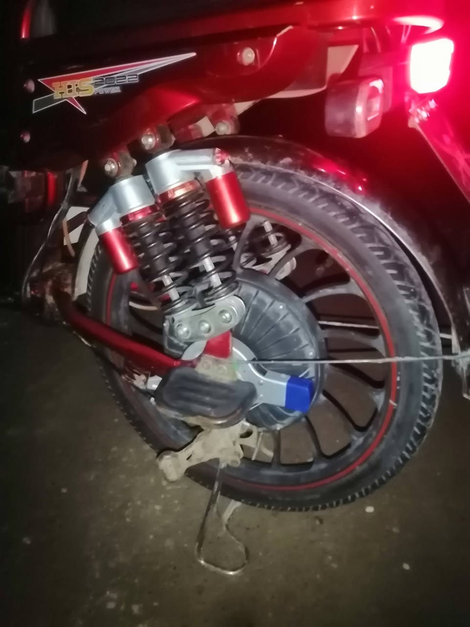 السلام عليكم
1_دراجة شحن حجم 20 للبيع او مراوس 
2_اربع بطاريات عل فحص 
3_اربع سرع
4_سرعة 60 حقيقي
5_هورن عالي 
6_اشاير يمين يسار امامي خلفي 
7_لايت عالي ناصي 
8_شاشة تقرة العطلات 
9_دبلات امامي خلفي 
10_السعر 225 و بي مجال
11_العنوان_الفلوجة _السكنية


**إذا كنت صاحب هذا الإعلان وتريد حذفه لأي سبب، رجاءا أرسل رسالة إلى الدعم الفني**