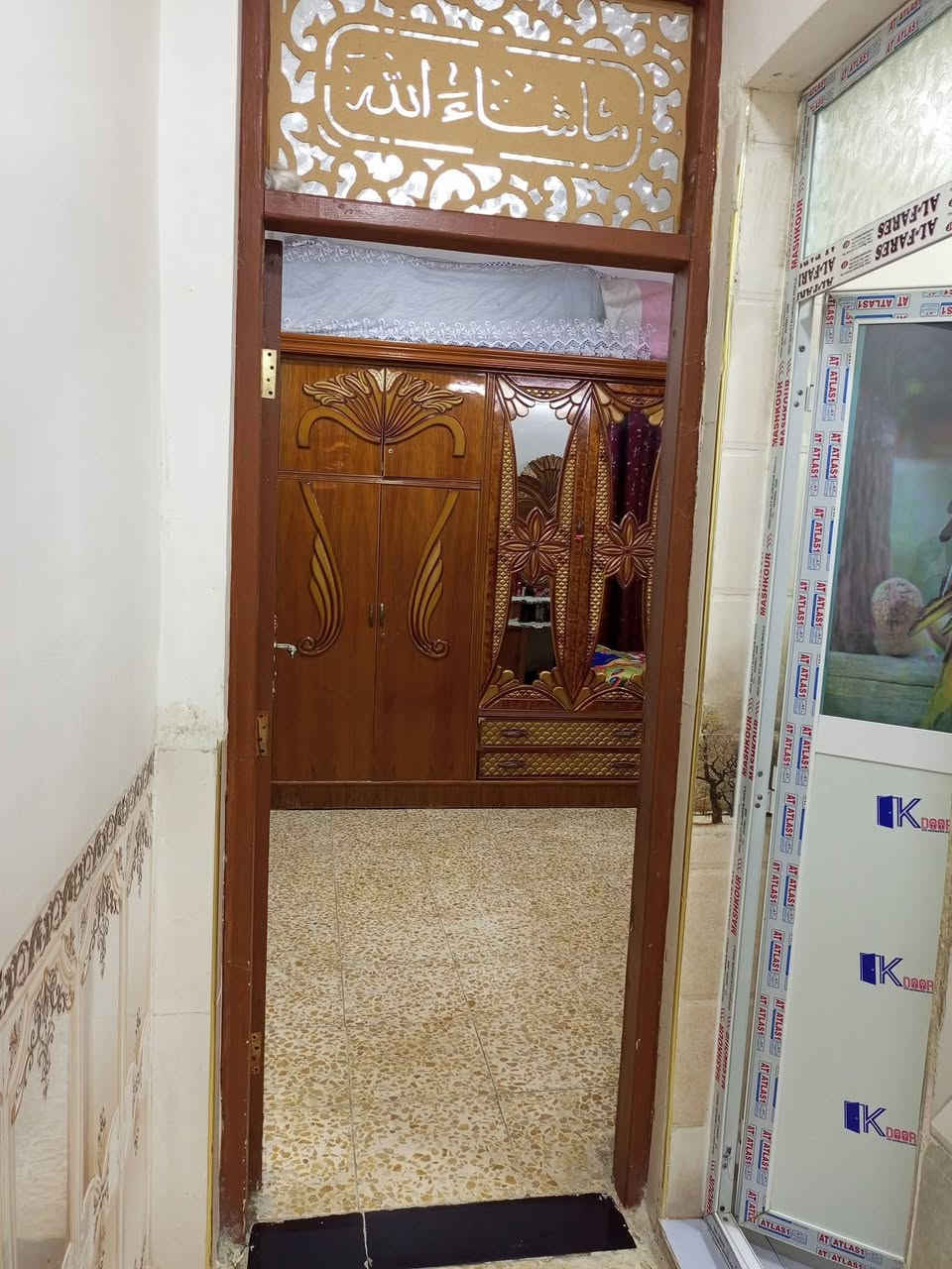 السلام عليكم بيت 100متر5×20طابق واحد كامل الموقع بغداد  الكمالية المعوقين الزراعي گاع أبو رشاد سند 25 خدمات كاملة عرض الشارع 12متر أخوان السعر والتفاصيل اتصل على الرقم للاستفسار اكثر اتصل على الرقم ***********
