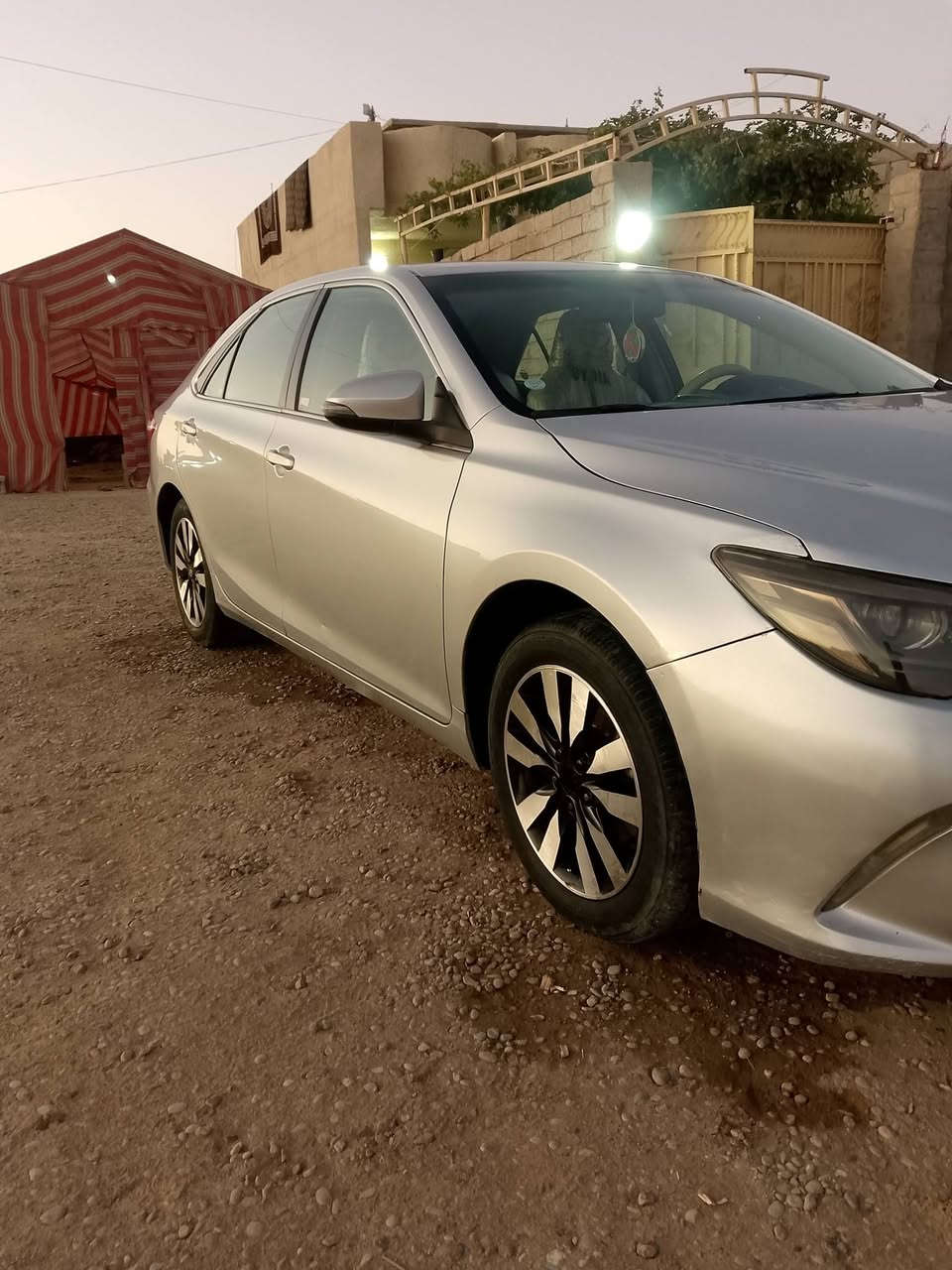 سلام عليكم كامري البيع موديل 2016
رقم ربيل بسمي سنويه ما منتهيه 

بيها ست قطع صبق فقط بدون تبديل بدون دواخل شرط 

محرك وكير شرط 

سعر من الخير 122
هاذا رقم خابر وتدلل ***********
