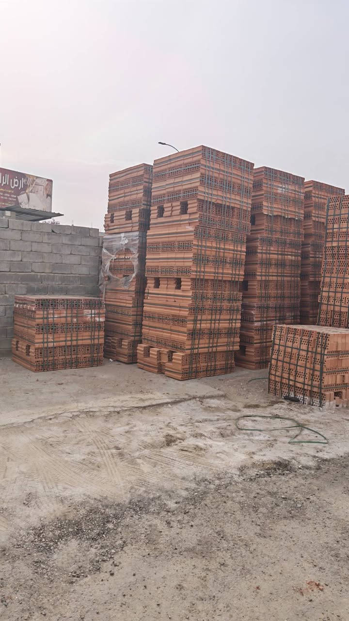 السلام عليكم
يوجد طابوق احمر درجه اوله
ويوجد بلوك احمر 
وفونزا
وثرمستون 
العنوان الفلوجه شارع المنجزات قرب جامع التقوه
للاستفسار. ***********
