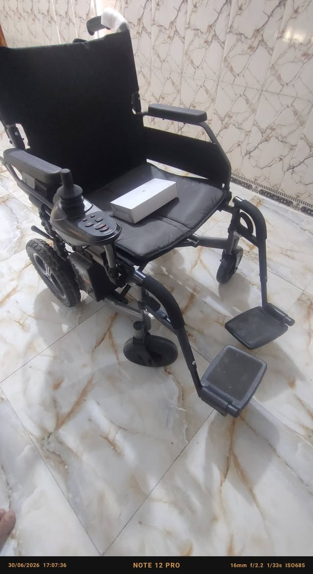 سلام عليكم عندي  عربانه شحن جديده مستخدمه سبوع حتاجيت اريد ابيعه هاذه***********
