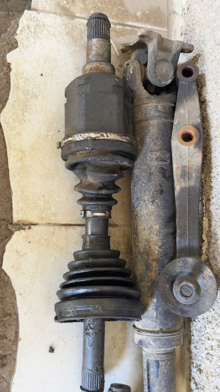 السلام عليكم
غراض Fj تفصيخ للبيع 
كلمن وسعره 
***********
