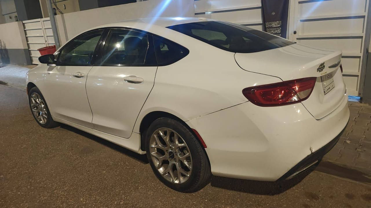 سلام عليكم سياره 
سي200
مديل 2015
موصفات s
كير مكينه كفاله 
حداديه امامي وخلفيه جديده 
شاشه الجبيره شفتات ستيرن 
سايد بريك بصمه كير 9 نمر
كشنات كهرباء وخزن 
حادثه  وبنيد وجاملغ مسكوب كارت
سعر 110 وبي مجال رقم هاتف*********** النجف, العراق
