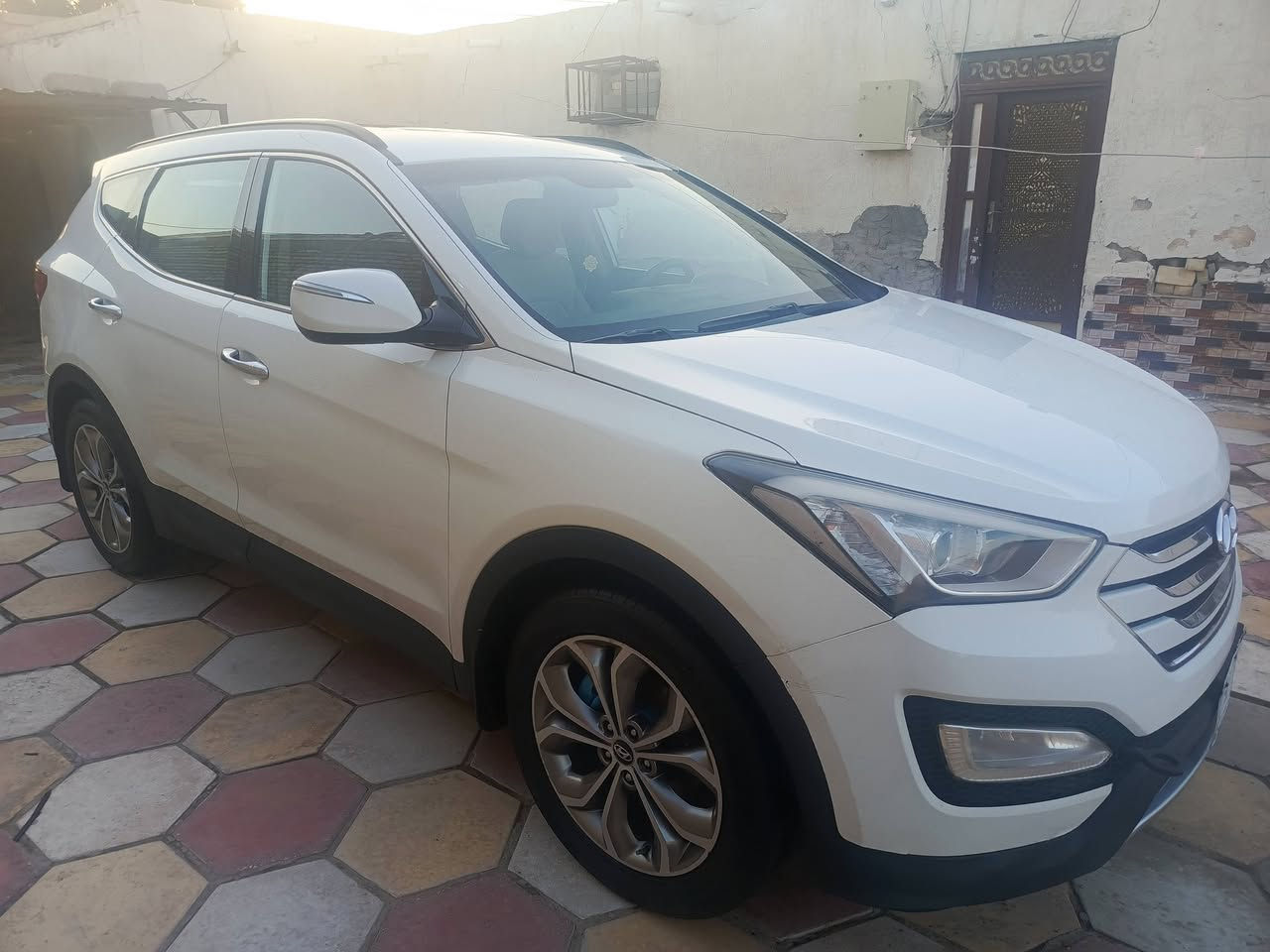 سنتافيا 2013 خليجي باسمي مشروع وطني مكفولة ضربه وصبغ بيها بارد بسيط  مكينه أربعة سلندر 2400 مواصفات سبعة راكب 3قطع تبريد ويل كروم حساس خلفي كامره حاجب لايت زنون اصلي مرايات شفط سياره جديده وجاهزة مكانها الناصريه السعر 148 الاتصال ***********
