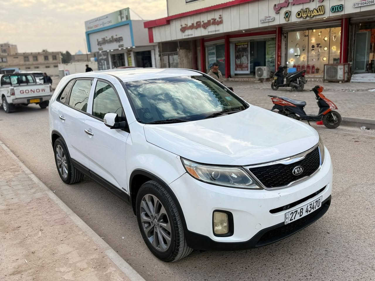 سلام عليكم سياره سورنتو 2015امريكي بيهه جاملغ او بنيد فقط
رقم جديد سياره جاهزه. من كلشي 
مكنيه كير حداده فول عده لبصمه مكينه ٤سلتدر كمله مال جناي. سياره سعرر133وبيهه مجال الستفسار. تتصال *********** مكان الساره السماوه المركز
