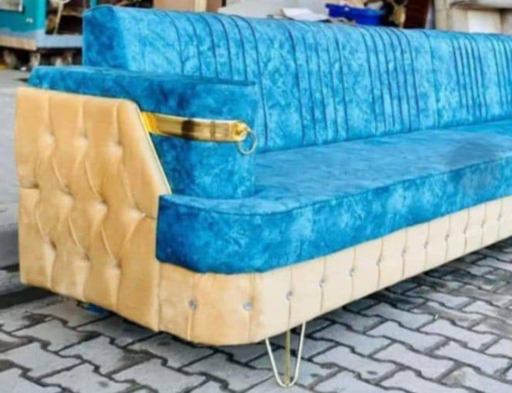 معمل امير لبيع الدواوين اجمل الموديلات 🤍اللهمَ صلِ على محمد وألِ محمد🤍275الف فقط
🌹المصداقيه في العمل هيَ مصدر رزقنا🌹

 اطلب وادلل🤍💙

عروضنا ويـــــاكم متخلص 😍

ديوان يوصلكم نفس الصورة
 بالضبط ومطابق للمواصفات المذكورة👍

               ضمان سنه من تاريخ الأستلام

  🤗السعــــــــــــر( 275الف)  فقط يابلاش 🤗

 اسعار ثابتة من المعمل الكم بيع مباشر
 جددنا العرض لعيونكم  سارعو بالحجز 🏃🏃‍♀️

ديوان 10مقاعد قنفتين ثلاثيه وقنفه ثنائيه وكرسي وزاويه 

مواصفات التخم ((مقعد بلوك اسود+جام روسي))
        الاسفنج((مميز اول ضغط عالي))
    
                    (( القماش تركي ثقيل ))

🔸متوفر توصيل داخل بغداد 🚚
ومتوفر توصيل لجميع المحافظات كلفة التوصيل
تختلف من محافظة المحافظة
للحجز والاستفسار يرجى مراسله خاص او الاتصال ع الرقم  يتوفر واتساب***********
***********
ملاحظه الجعب الحديد فرق 10 الف                                     ((هديه 4 كوشات))+طبله
