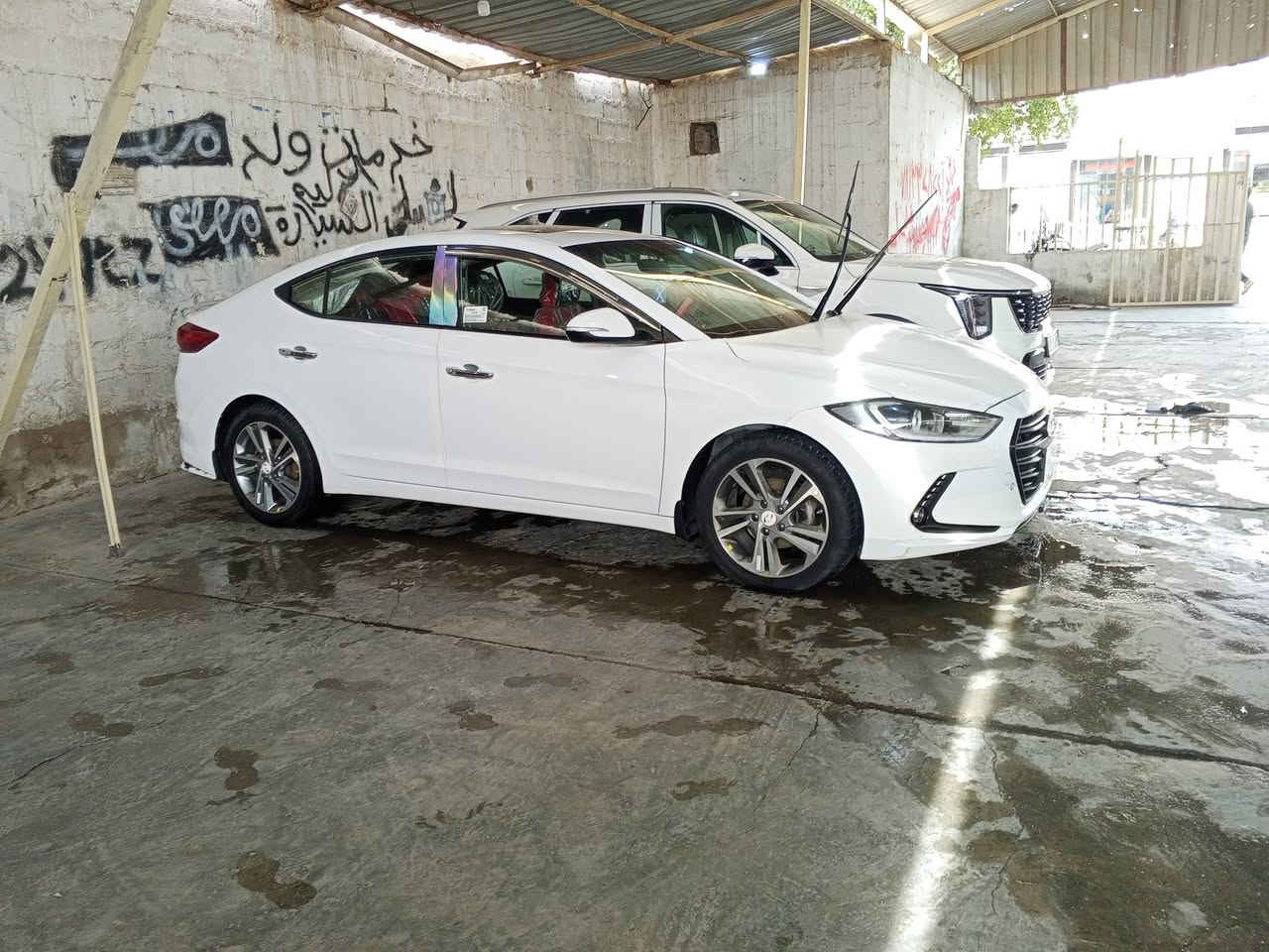 سلام عليكم الانتره 17خليجي مكفوله كفاله عامه رقم دولي تحويل مباشر سعر 153وبيها مجال مكاني الرمادي تاميم ***********
