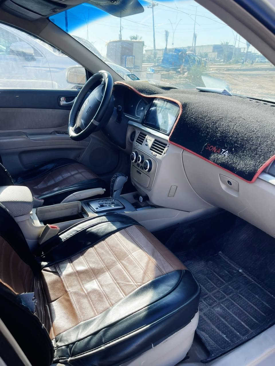 السلام عليكم 
سوناتا خليجي موديل 2008 للبيع رقم بابل مشروع وطني
مكفولة كفالة عامه ماعدا صبغ جاملغ ايمن والهلال الخلفي
مع شخوط بسيطة  السونار مرفق مع الصور السياره خير من الله 
السعر 98 وبيها مجال بسيط حق الجيه
مكاني واسط الكوت
*********** 
‏***********
