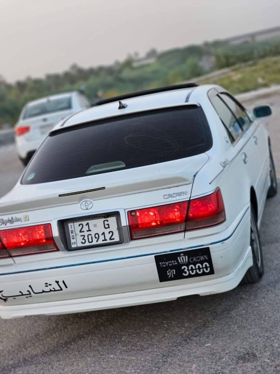 سلام عليكم  

ملكة للبيع موديل 🇯🇵2000 🇯🇵فول مواصفات 
محرك ديفور كبير 
شاصي 75

فتحة سقف سلايت روف 

كشنات كهرباء اربعه 

اشاير مري 

شاشات خلفيه 

تبريد سبلت 
ارباكات تكم +كشنات

برده خلفيه
ثلاجه
تحوير نجف فوك وجوى 
دشبول نجف (عارف العيساوي)درجه اولى 

تبريد مركزي (امامي خلفي)

دبل شاشة 
استيرن كهرباء 

مكفولة من كص ونقل جثة شرط تحويل  شرط اظبارة ومعممه كافه محافظات 

مكان سيارة بابل المسيب السعر ١٤٥ وبيها مجال ***********
