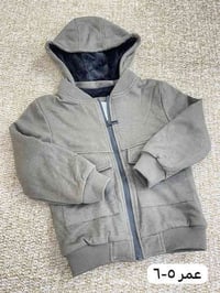 عنوان النزاكة يم عالم الطفل وبس وبسعر مناسب 🤔🤔بس يمنه ذني كلهن تلكيهن ...