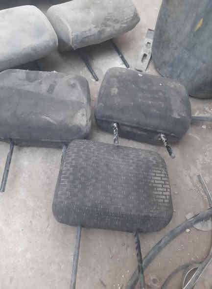 ويله وتايرات حجم ١٥مال بيجو عدد٣جداد  تكيات بيجو ويله حديد ٤جديد ***********
