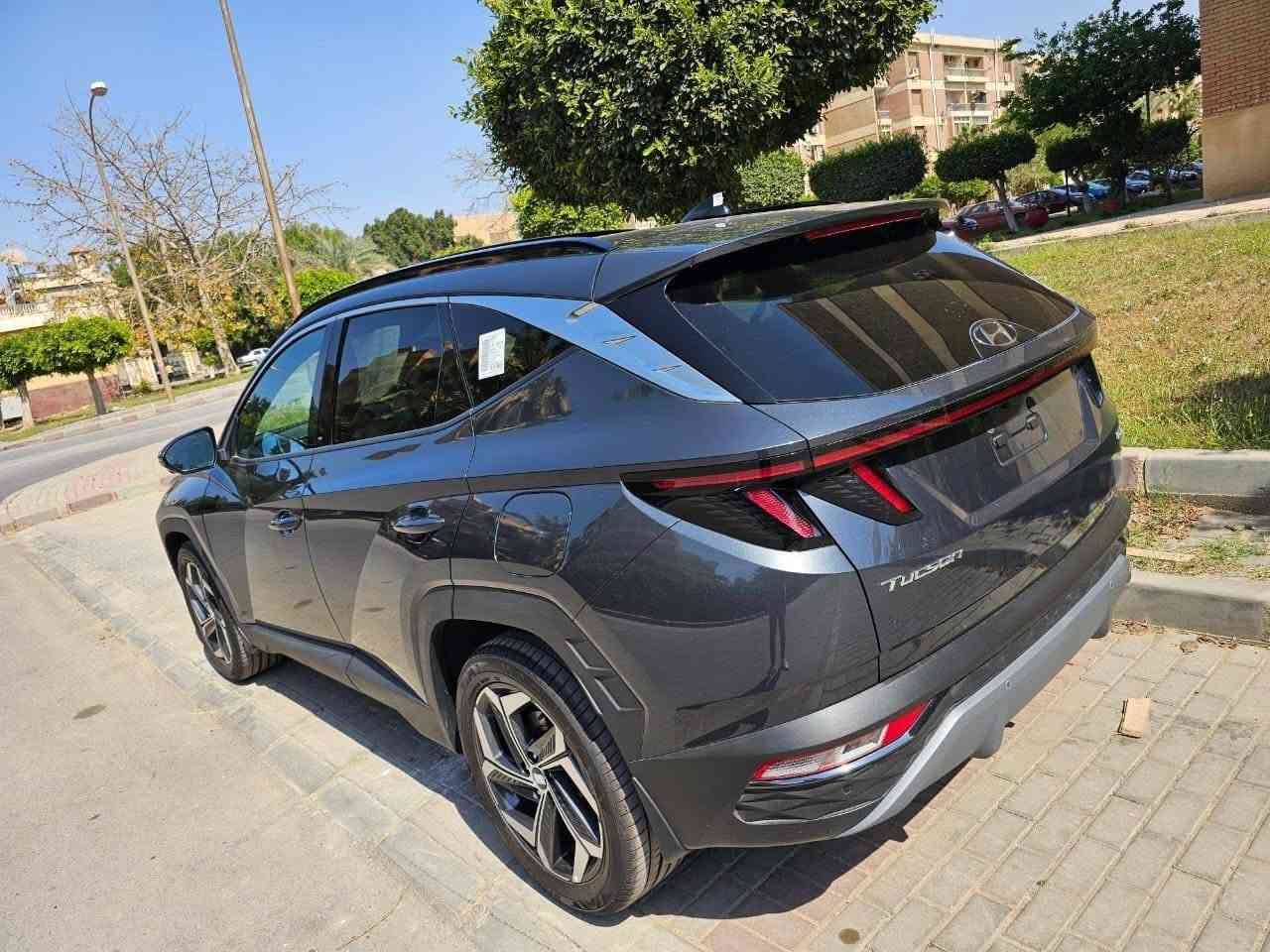 للبيع توسان Nx4 2024
اعلي فئه الفئه السابعه  فيها كلّ الكماليات 

الخياطه الزرقاء 

فبريكا بالكامل عداد 50 الف صيانات توكيل 

مرور اكتوبر مالك اول رخصه سنتين 

 المعاينه اكتوبر وربنا يبارك لصاحب النصيب 

للتواصل فون فقط 

01158303162


**إذا كنت صاحب هذا الإعلان وتريد حذفه لأي سبب، رجاءا أرسل رسالة إلى الدعم الفني**