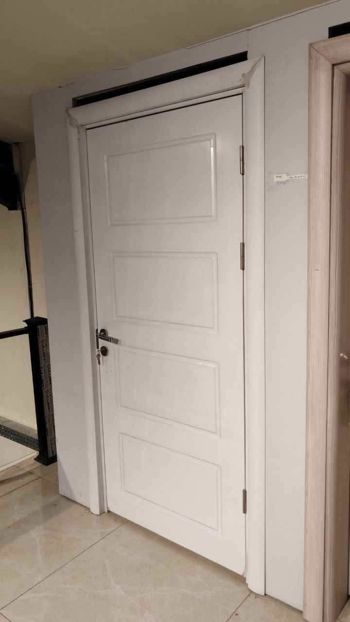 عرض خاص ولفترة محدودة على القطع الأخيرة 💥
باب خش جديد  ومتين تركي درجة اولى 
شغل مضبوط ويعيش وياك سنين
يناسب البيوت والشقق والمكاتب والمحلات وبكل الالوان
💰 السعر: 300 ألف فقط (مخفّض)
✨ خشب طبيعي✨
📦 الكمية محدودة
📍العراق- ديالى - حي المعلمين مقابل مطعم الوان 
📞 للتواصل والاستفسار : واتساب
***********
متوفر خدمة التوصيل والشد لجميع المحافظات 
⏳ لا يفوتك العرض… السعر ما يتعوّض ولا موجود بكل العراق بعقوبة, ديالى
