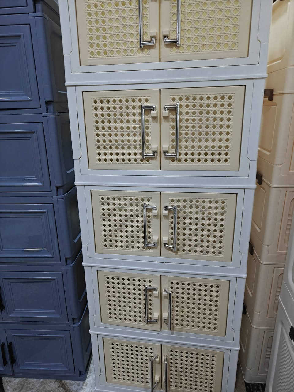 لوكر. بسعر 35 الف


**إذا كنت صاحب هذا الإعلان وتريد حذفه لأي سبب، رجاءا أرسل رسالة إلى الدعم الفني**