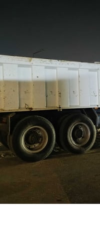 عندي تايرات مع ويل هنكاري ٢٤ اريد مراوس ٢٢ ٣١٥ سياره سكس قلاب 07823344...