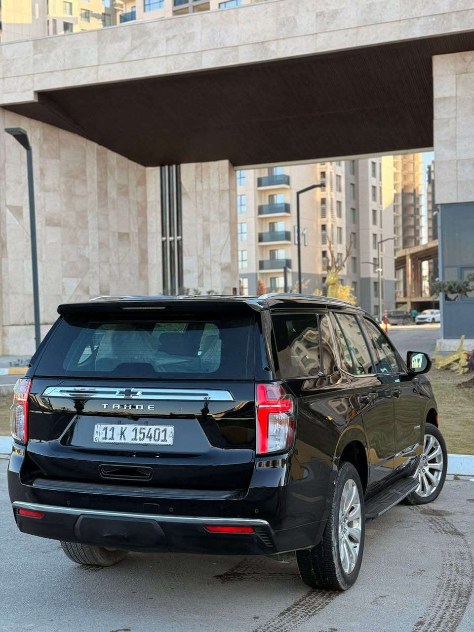 السلام عليكم  

تاهو موديل 2023 خليجي وكاله المنصور بيهة كارتين بلبنيد وbdr بلباب الخلفي 
الفئه ls 
ماشيه55
 كير محرك حداديه مكفولات 

المواصفات 

بصمه 4

حساسات اماميه خلفيه 

رادار امامي 

مانع تصادم 

تحديد مسار 

رادرات جانبيه

ثلاجه داخليه 

كامره خلفيه دواره

ثلاث قطع تبريد 

شاشه اعطال

سايد بريك دكمه 

تحكمات ستيرن 

كرسي كهرباء 

لد نهاري 

زنون اصلي 

تشغيل عن بعد

اطفاء ذاتي 

السياره جديده جدا 

مكان السياره بغداد السيدية 

عارضهة 435 وبيهة مجال
*********** بغداد, العراق
