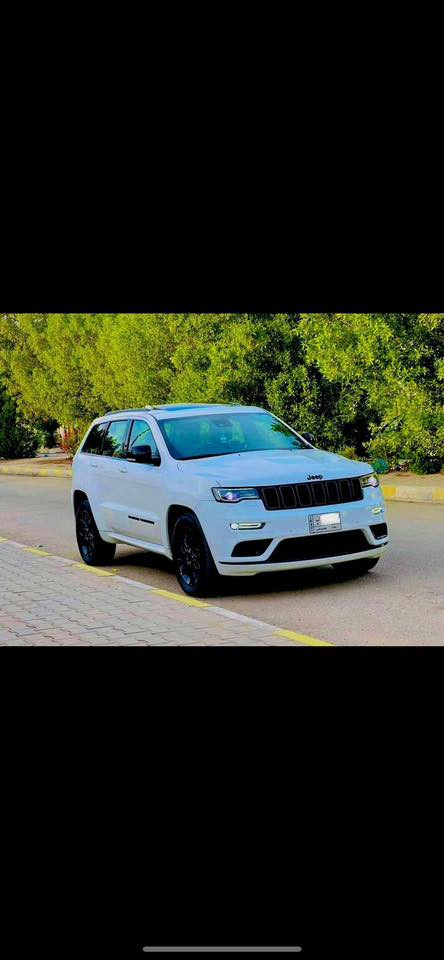 للبيع
جيب S موديل 2019 ( خـليـجـي ) 
ماشيه  52 الف فقط 
محرك وكير كفاله

فول مواصفات.    
داخل جلد احمر 
نقطة عمياء.
ا‎* دفع رباعي 4x4 . 
ا‎* فرش المقاعد من الجلد . 
ا‎* المقاعد الأمامية كهربائية .
ا‎* ذاكرة لحفظ وضعيات الجلوس . 
 المقاعد الأمامية مع تدفئة . 
 صف المقاعد الخلفية مع تدفئة . 
 ويل قياس 20 انج .
 مقود السائق كهربائي . 
تدفئة ستيرن . 
سقف بانوراما .
شاشه 8.4 انج .
نظام الملاحة (GPS) . 
 نظام خاص للطرق الوعرة . 
 مصابيح امامية زنون . 
المصابيح الأمامية مع LED لايت . 
كشافات الضباب زنون . 
تشغيل عن بعد .
صندوق كهربائي .
حساسات أمامية . 
حساسات خلفية .
كاميرا خلفية .
بخاخ ماء لتنظيف المصابيح الامامية .
مرايا بخاصية التعتيم الذاتي . 
مرايا جانبية قابلة للطي كهربائيا . 
بلوتوث تلفون . 
محدد سرعة . 
نظام تشغيل واطفاء اوتماتيكي للمحرك للتوفير من صرف الوقود .
نظام بريك اوتماتيكي 
دبل بصمه
والمواصفات الباقية معروفه

رقم بغداد جديد هزه جديد 

مكان السيارة بغداد _يرموك _تقاطع الأردن 

للاستفسار الاتصال على هذا الرقم 
***********
