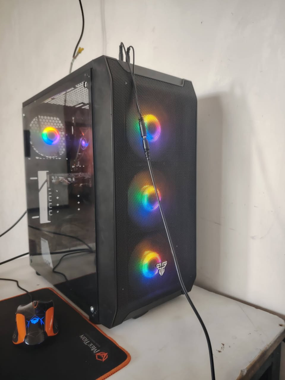 سلام عليكم بيسي للبيع مكان بغداد  للاستفسار ***********
🪄 كارت شاشه  RX560 2048 8g 

♠️ رامات 16 گيكا

وبعد بيها مواصفات حلوات

♠️شاشه 60 هرتز

♠️ كيبورد اضائه ارجي بي

مكاني بغداد السعر 800 وبيها مجال لشراي ادخل خاص وعيوني تشلعهن ماعجبك السعر أخذها ببلاش 🔥❤️
ملاحضه كامل ملحقات شاشه ♠️ كيس ♠️ كيبورد ♠️ ماوس ♠️ سماعه 💗
