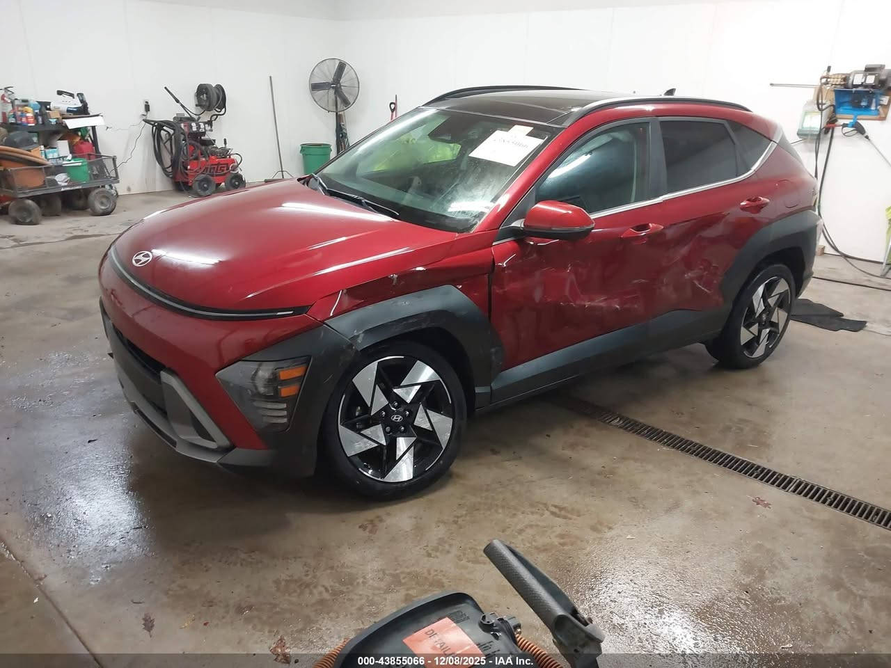 🚨 تنويه مهم
هذه السيارة معروضة في المزاد الأمريكي 🇺🇸
والمزايدة والشراء تتم عن طريق مكتب الباخرة للمزادات 🇮🇶
🔥 تدخل بكتاب الشهداء
───────────────

🚗 السيارة: 2024 Hyundai Kona
📅 تاريخ المزاد: 16/02/2026
🚢 الشحن: $2,549 (umm_qasr)
📏 المسافة: 20,430 ميل
🔧 المحرك: 1.6l i-4 di, dohc, vvt, turbo, 190hp

───────────────

🔥 مجاناً مجاناً مجاناً
📄 تقرير كارفاكس مجاني بدون أي مقابل
───────────────

🚗 سحب السيارة خلال 24 ساعة من وقت التسديد
💸 حسابات مخفّضة وعمولات أقل من السوق
───────────────

🚢 الشحن متوفر من:
🇺🇸 🇨🇦 جميع الولايات الأمريكية والكندية
➡️ شحن مباشر إلى العراق
➡️ العقبة – جبل علي – ميرسين
───────────────

🛃 تخليص كمركي كامل من ميناء أم قصر
🏔️ تخليص كمركي إلى إقليم كردستان
🇯🇴 شحن مباشر إلى عمّان (العقبة)
🇹🇷 شحن إلى ميناء ميرسين – تركيا
───────────────

🏢 فروع الشركة:
📍 الفرع الأول: بغداد – السيدية – الإعلام
📍 الفرع الثاني: الإمارات العربية المتحدة – الشارقة – الصناعية 4
───────────────

👥 مجموعة البيع والشراء:
https://www.facebook.com/share/g/17pXXBgeeU/?mibextid=wwXIfr

───────────────

🎵 TikTok:
https://www.tiktok.com/@al_bakhera?t=8qGOLioZlVE&_r=1

───────────────

📞 للاستفسار والتواصل:
+9647739115599


**إذا كنت صاحب هذا الإعلان وتريد حذفه لأي سبب، رجاءا أرسل رسالة إلى الدعم الفني**