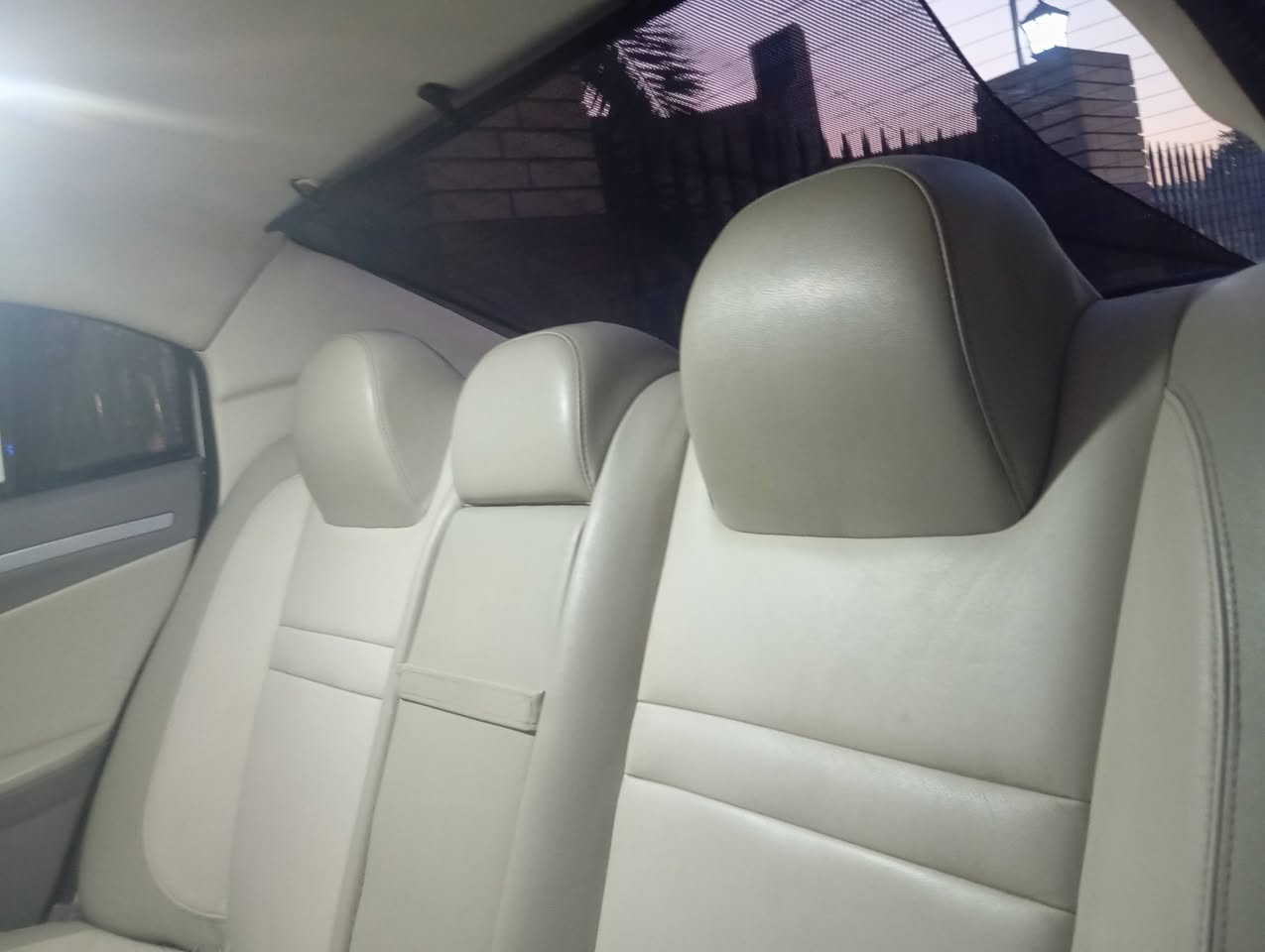 السلام عليكم
للبيع شيري استر انيو 
 موديل 2014 رقم اربيل 
دولي ابشرط تحويل ثاني يوم
السياره ابسمي اني 
سنوية جديده 2030
هزه جديده 
 السياره كفالة بلادية 
 بدون صبغ وتبديل 
مواصفات 
سنتر لوك 
 كير محرك كورلة 2000
 لا صرف ولا بخار 
الايت زنون
فتحه سايدروف 
حدادية  جيده 
 تايرات جديده17 
المري كهرباء 
كشنات جلد
 تحكم كشنات 
مع تدفئه بكشنات
ويل كروم 17
تبريد غاز فقط 
العنوان بغداد 
الاستفسار الاتصال 
***********
@إشارة
