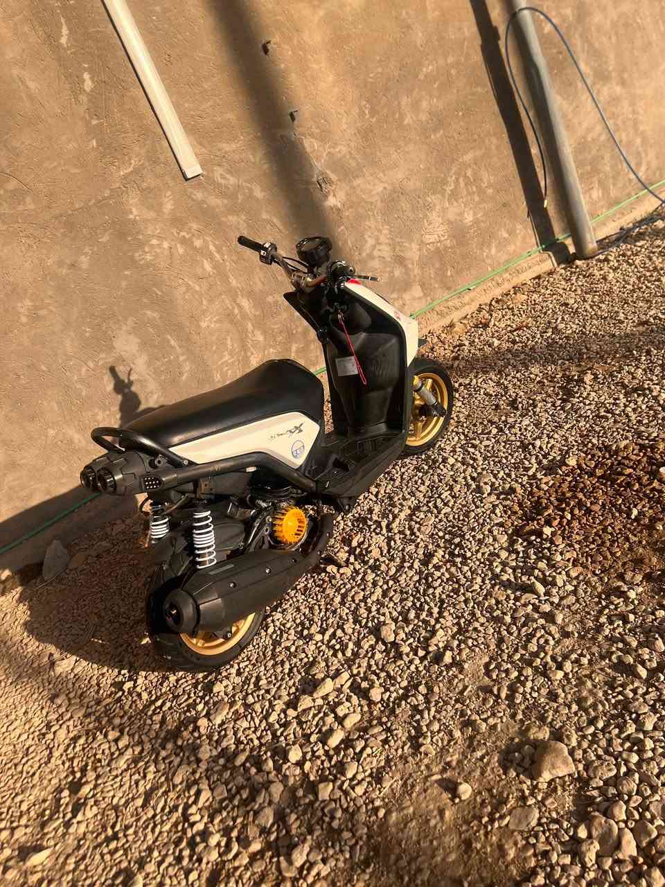 دراجه سكنس جبلي نظيفه ما مفتوح 🫠 مكفوله كفاله عامه بيها تزويد السكان رياضي ودبل امام رياضي السعر 900 وبيها مجال قليل التواصل ***********
