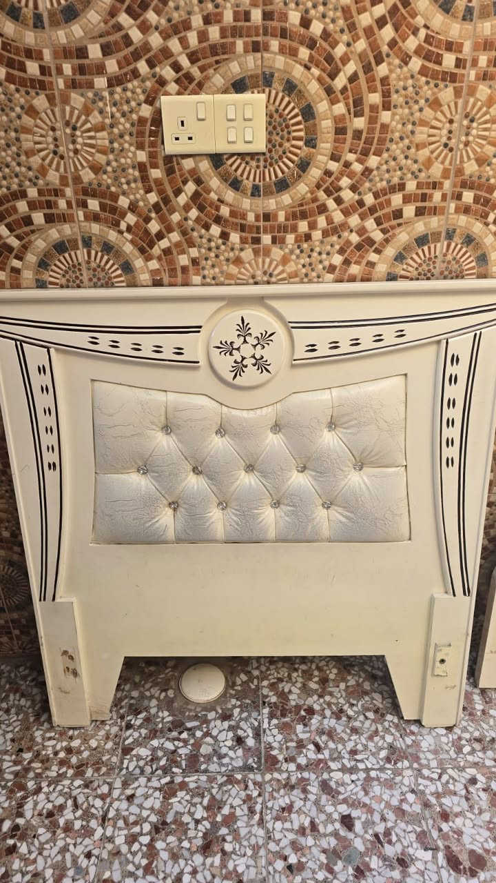 سريرين مستعملات ايراني خوش نوعيه موقع نجف شراي يراسلني


**إذا كنت صاحب هذا الإعلان وتريد حذفه لأي سبب، رجاءا أرسل رسالة إلى الدعم الفني**