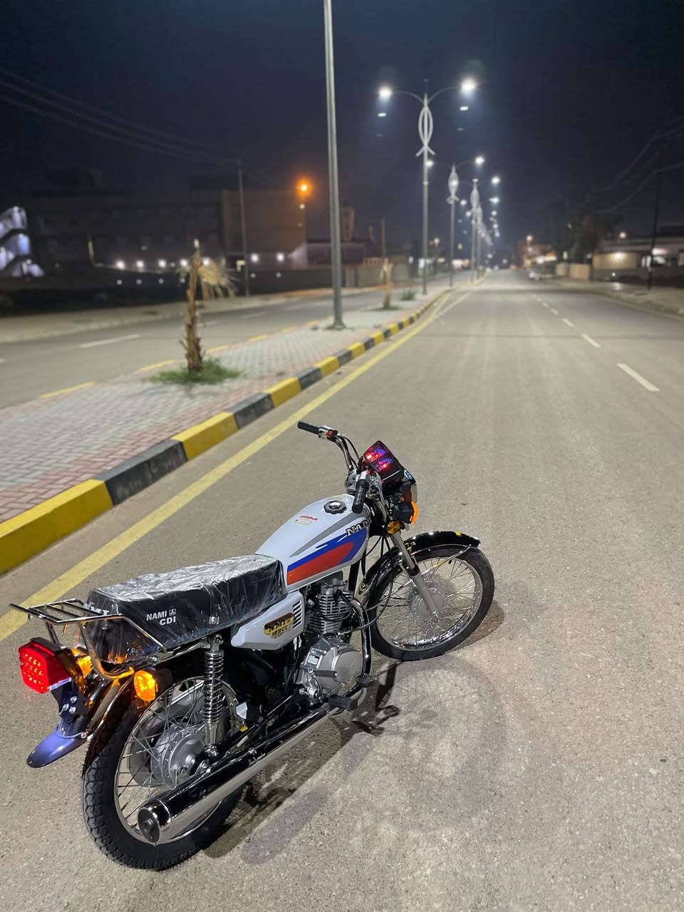 سلام وعليكم نامة شلامجة موديل ٢٥ شرط ما مفتوح سعرها ٩٠٠ وبيها مجال ولحد لا يصير لوتي لا بل 🩴 رقمي *********** واتساب فقط
