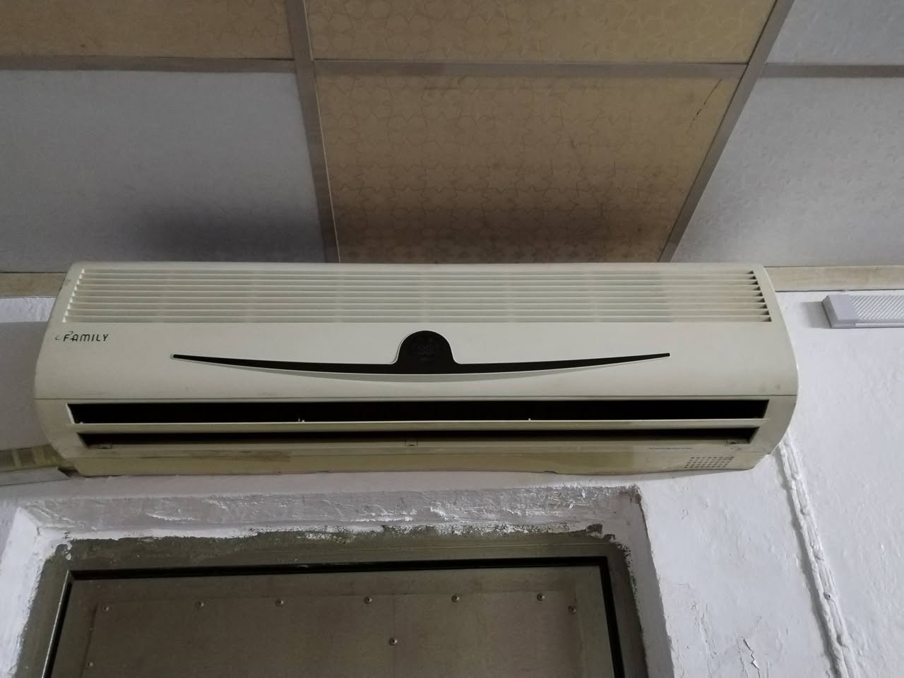 سبلت طنين ونص عاطل ابيعو فحم السعر 150 وبي مجال


**إذا كنت صاحب هذا الإعلان وتريد حذفه لأي سبب، رجاءا أرسل رسالة إلى الدعم الفني**