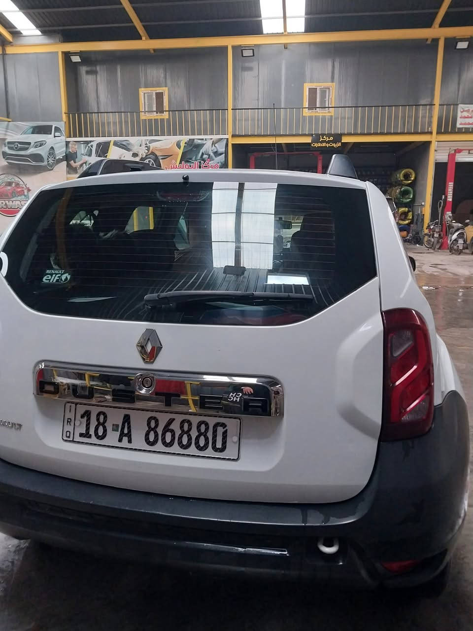 السلام عليكم سيارة 🚙 رينو داستر للبيع ٢٠١٨ السعر ٩٥وبيه مجال التواصل رقم ***********
