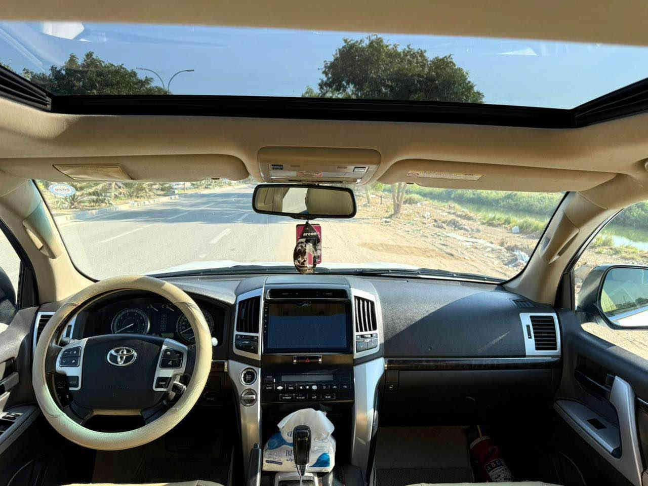 للمراوس حسب الاتفاق 
لاندكروز ٢٠٠٨ بريم محرك ٨ سلندر 
كير محرك كفاله محرك قبل شهر منزله جديد
حداديه جديده جاهزه
مواصفاتها معروفه
السونار مرفق بالمنشور 
 السعر 280 مجال بسيط
المكان بابل *********** حلة, بابل
