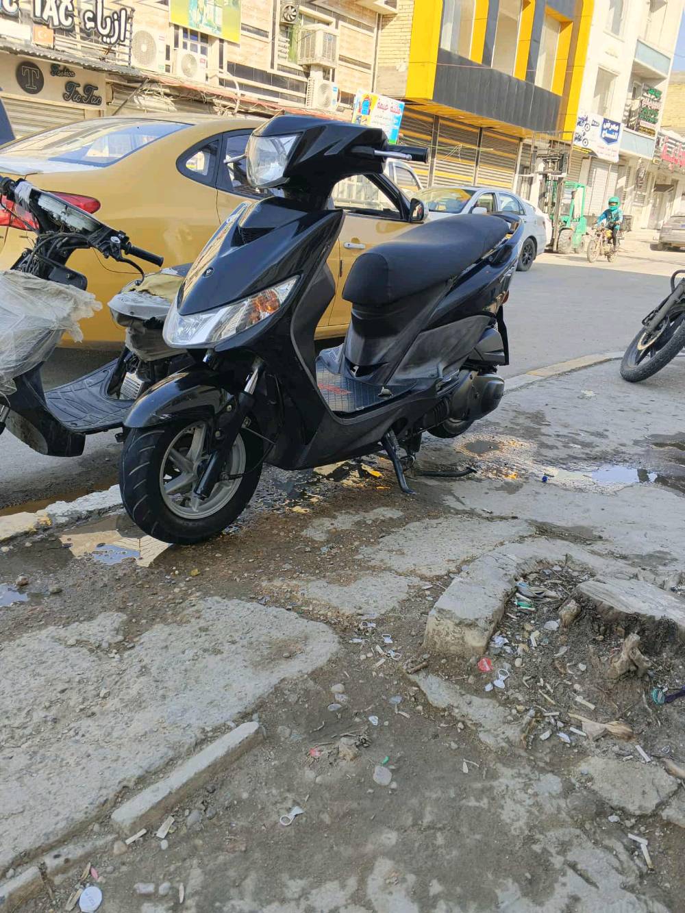 دراجه gtr حديث ٢٠١٦ دراجه من تاير لتاير مكينه بلاديه شلعه ومعدل دراجه كامله من كلشي السعر ١٢٠٠وبيه مجال مكاني بغداد الحريه ***********واتساب وخط ثنين فعالات