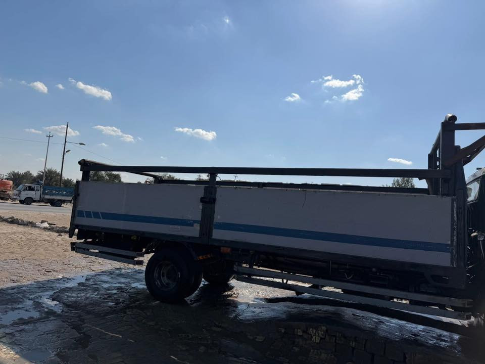 السلام عليكم
فوزه لبيع طول سته وربع رقم إنكليزي 
سياره بسمي تحويل مباشر 
***********
