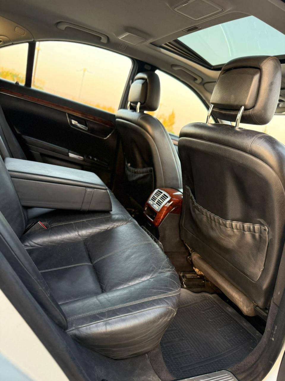 ( ***********)مارسيدس S550
موديل 2009
وارد يابان 
رقم سليمانيه بسمي 
قطعتين صبغ يابان 
سياره جديده وجاهزه 
السعر 190$
